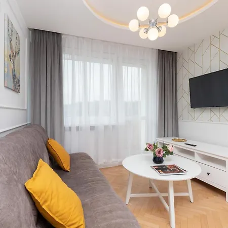 Forest View By Renters Apartment