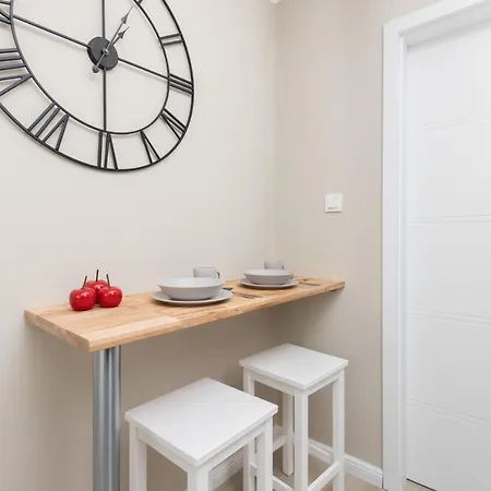 Apartment Forest View By Renters