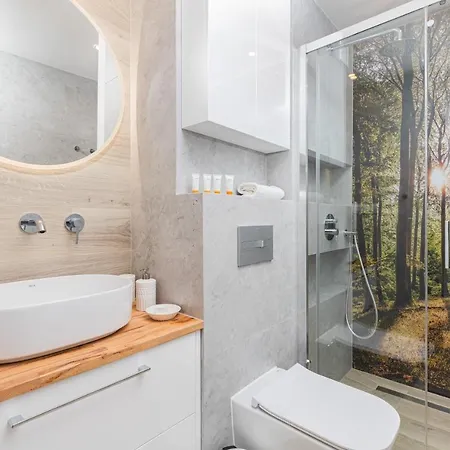 Forest View By Renters * Zoppot